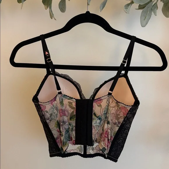 Victorias Secret Very Sexy Push-Up Corset - Picture 2 of 4